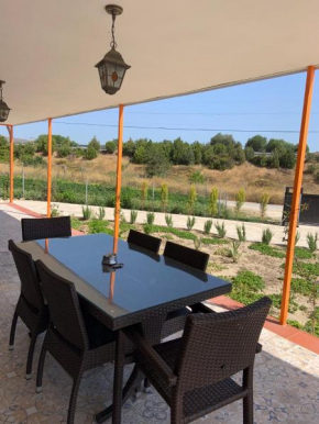 Alacati Merkezde Otel Konforu B tek odalı